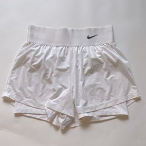 Nike Dry Fit Tennis/Running Shorts (white, size medium)